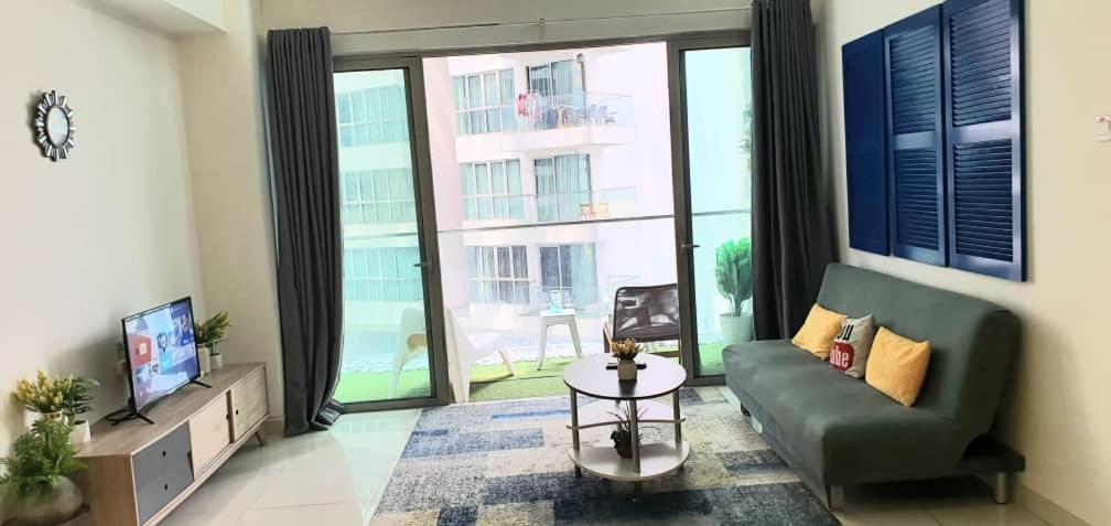Regalia Suites Klcc View Rooftop Infinity Pool By Angkasa Homes Kuala Lumpur Exteriér fotografie